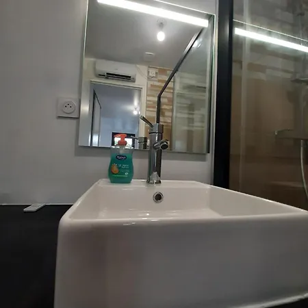 Appartement Le Beau T3 Fonneuve Clim Parking Facile *