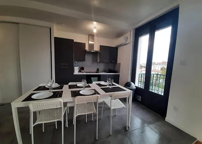 Le Beau T3 Fonneuve Clim Parking Facile Монтобан